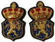 Voor een lakei of koetsier in galon tenue, kraag embleem